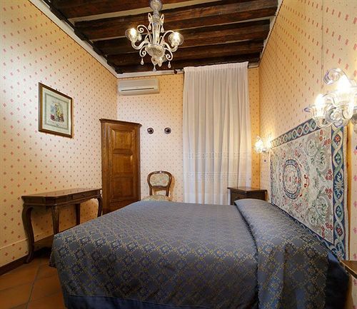 Hotel La Locanda Di Orsaria 3*
